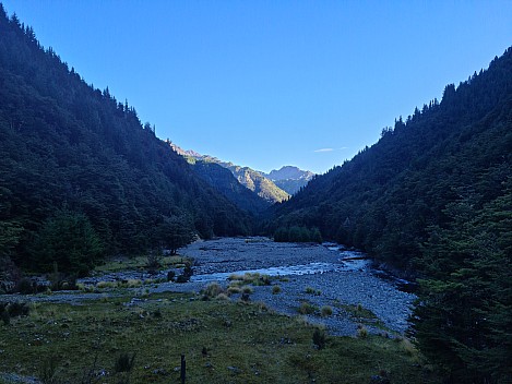 Morning view down the Branch River
Photographer;&nbsp;Simon
2024-02-01&nbsp;08.03.10;&nbsp;Metadata time: '2024 Feb 01 08:03'
Original size:&nbsp;9,248 x 6,936; 15,390 kB
Filename: 2024-02-01 08.03.10 S20+ Simon - morning view down the Branch River.jpeg