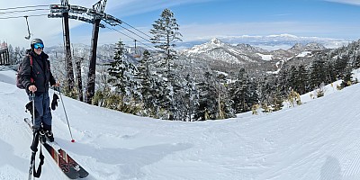 Ski Yokoteyama, Shibutoge, and Kumanoyu 
Simon at the top of Yokoteyama 3rd sky lift
Photographer;&nbsp;Adrian
2024-03-08&nbsp;10.05.00;&nbsp;Metadata time: '2024 Mar 08 10:05'
Original size:&nbsp;17,306 x 8,654; 18,237 kB;&nbsp;stitch
Filename: 2024-03-08 10.05.00 S20+ Adrian - Simon at the top of Yokoteyama 3rd sky lift_stitch.jpg