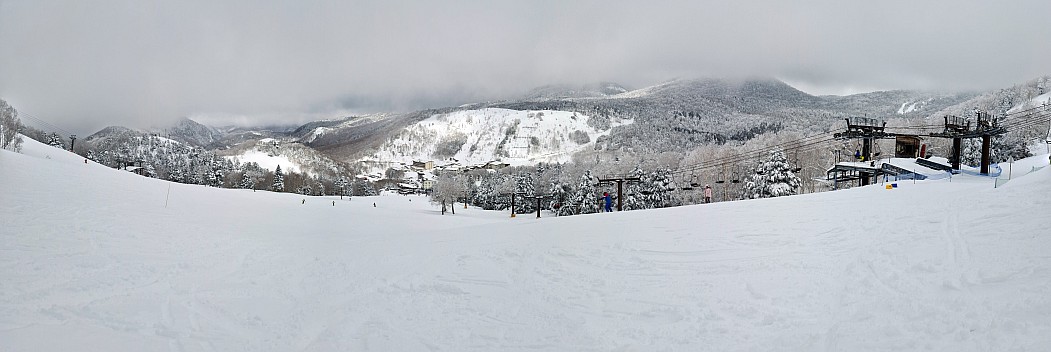 View of Kumanoyu from halfway station on Second Pair lift
Photographer;&nbsp;Adrian
2024-03-10&nbsp;11.38.01;&nbsp;Metadata time: '2024 Mar 10 15:38'
Original size:&nbsp;6,516 x 2,182; 1,716 kB
Filename: 2024-03-10 11.38.01-PANO S20+ Adrian - view of Kumanoyu from halfway station on Second Pair lift.jpeg