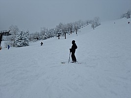 One line day summary
Kevin at the halfway station on Kumanoyu Second Pair lift
Photo: Adrian
2024-03-10 11.38.11; '2024 Mar 10 11:38'
Original size: 9,248 x 6,928; 12,259 kB
2024-03-10 11.38.11 S20+ Adrian - Kevin at the halfway station on Kumanoyu Second Pair lift.jpeg