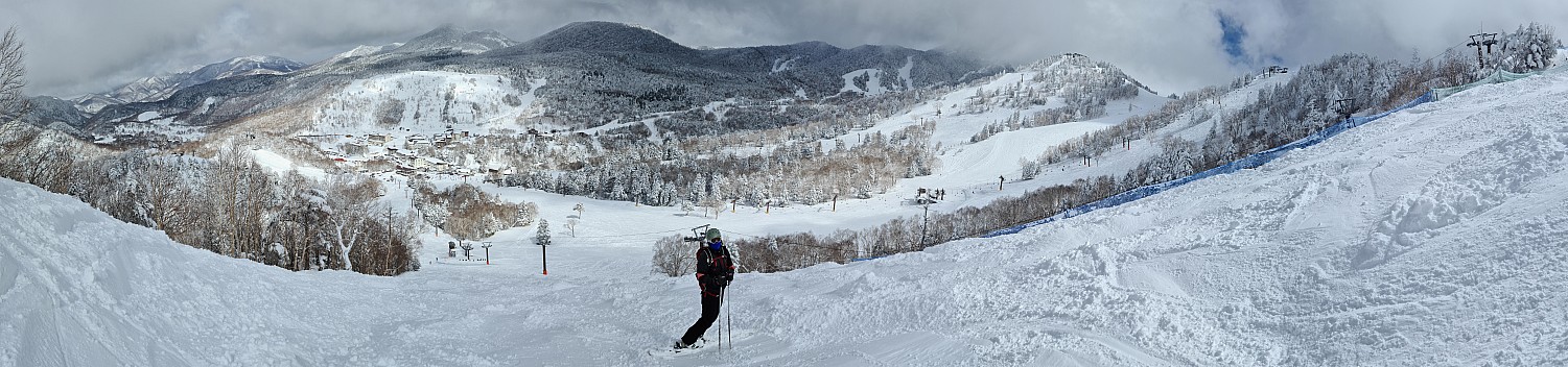 Adrian on Kumanoyu course  4 A
Photo: Simon
2024-03-10 13.11.27; '2024 Mar 10 17:11'
Original size: 28,579 x 6,701; 25,872 kB; stitch
2024-03-10 13.11.27 S20+ Simon - Adrian on Kumanoyu course 4A_stitch.jpg