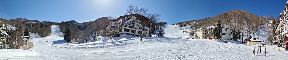 Yamanoeki skiing
Giant village early morning bluebird day
Photo: Simon
2024-03-11 09.09.47; '2024 Mar 11 09:09'
Original size: 29,823 x 6,301; 67,264 kB; stitch
2024-03-11 09.09.47 S20+ Simon - Giant village early morning bluebird day_stitch.jpg