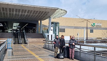 Travelling Shiga Kōgen to Ōsaka through Nagano and Nagoya
Adrian, Kevin, and Simon outside Nagano Station
Photo: Jim
2024-03-13 10.11.48; '2024 Mar 13 10:11'
Original size: 2,840 x 1,637; 1,812 kB; cr
2024-03-13 10.11.48 S21FE+ Jim - Adrian, Kevin, and Simon outside Nagano Station_cr.jpg