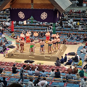 Edion Arena ring ceremony
Photographer;&nbsp;Jim
2024-03-15&nbsp;14.19.24;&nbsp;Metadata time: '2024 Mar 15 18:19'
Original size:&nbsp;2,992 x 2,992; 3,155 kB
Filename: 2024-03-15 14.19.24 S21FE+ Jim - Edion Arena ring ceremony.jpeg