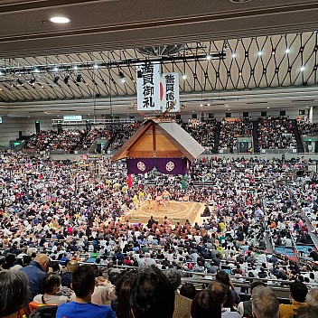 Flags say Full House
Photographer;&nbsp;Jim
2024-03-15&nbsp;16.35.59;&nbsp;Metadata time: '2024 Mar 15 20:35'
Original size:&nbsp;2,992 x 2,992; 3,454 kB
Filename: 2024-03-15 16.35.59 S21FE+ Jim - Flags say Full House.jpeg