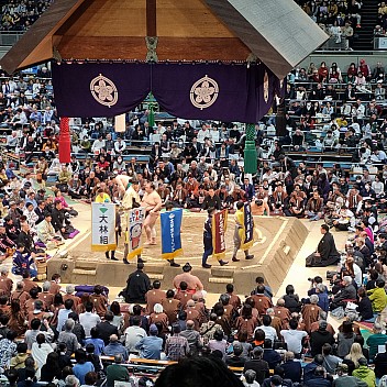 Sumo ceremony advertising
Photo: Jim
2024-03-15 16.35.33; '2024 Mar 15 20:35'
Original size: 2,992 x 2,992; 3,239 kB
2024-03-15 16.35.33 S21FE+ Jim - Sumo ceremony advertising.jpeg