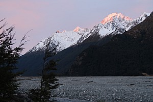 Sunset in the Hopkins
Photographer;&nbsp;Brian
2024-09-28&nbsp;19.41.55;&nbsp;Metadata time: '2024 Sept 28 19:41'
Original size:&nbsp;5,472 x 3,648; 6,585 kB
Filename: 2024-09-28 19.41.55 IMG_1211 Brian - sunset in the Hopkins.jpeg