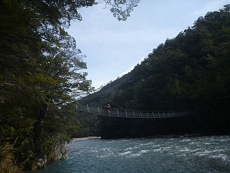Simon on the swing bridge across the Huxley
Photographer;&nbsp;Philip
2024-09-29&nbsp;12.06.52;&nbsp;Metadata time: '2024 Sept 29 12:06'
Original size:&nbsp;4,320 x 3,240; 5,548 kB
Filename: 2024-09-29 12.06.52 P1070563 Philip - Simon on the swing bridge across the Huxley.jpeg