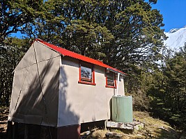 Brodrick Hut
Photographer;&nbsp;Simon
2024-09-30&nbsp;11.53.03;&nbsp;Metadata time: '2024 Sept 30 11:53'
Original size:&nbsp;9,248 x 6,936; 22,969 kB
Filename: 2024-09-30 11.53.03 S20+ Simon - Brodrick Hut.jpeg