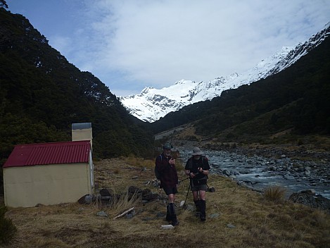 Brian and Simon ready to leave South Huxley Bivvy
Photographer;&nbsp;Philip
2024-10-01&nbsp;12.08.39;&nbsp;Metadata time: '2024 Oct 01 12:08'
Original size:&nbsp;4,320 x 3,240; 5,572 kB
Filename: 2024-10-01 12.08.39 P1070619 Philip - Brian and Simon ready to leave South Huxley Bivvy.jpeg
