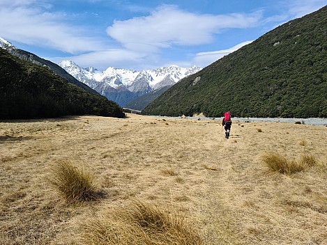 Brian and Philip heading down the Hopkins
Photographer;&nbsp;Simon
2024-10-01&nbsp;15.19.54;&nbsp;Metadata time: '2024 Oct 01 15:19'
Original size:&nbsp;8,633 x 6,475; 21,401 kB;&nbsp;str
Filename: 2024-10-01 15.19.54 S20+ Simon - Brian and Philip heading down the Hopkins_str.jpeg