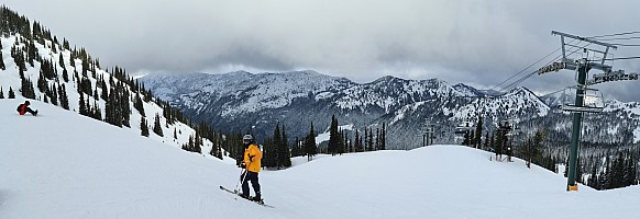 Nick at the top of Forest Queen Express
Photographer;&nbsp;Simon
2025-02-25&nbsp;15.09.34;&nbsp;Metadata time: '2025 Feb 25 15:09'
Original size:&nbsp;15,288 x 5,255; 10,703 kB;&nbsp;stitch
Filename: 2025-02-25 15.09.34 S20+ Simon - Nick at the top of Forest Queen Express_stitch.jpg