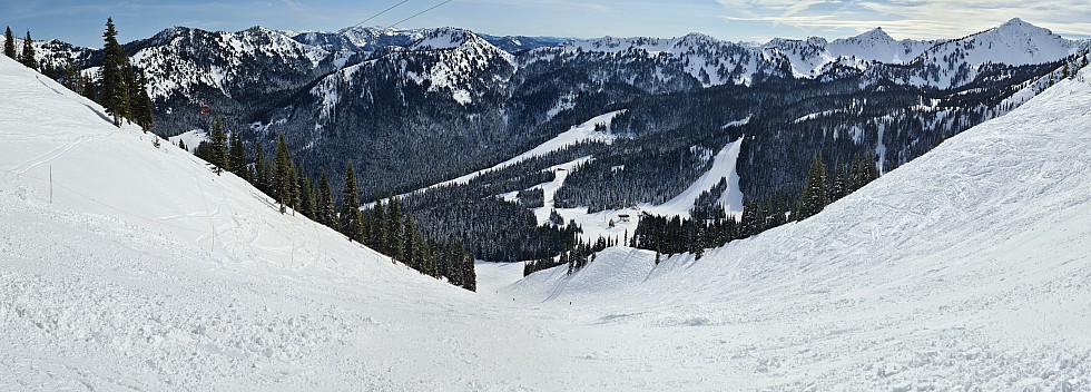 View from the top of Middle Ferk's
Photographer;&nbsp;Simon
2025-02-26&nbsp;12.35.45;&nbsp;Metadata time: '2025 Feb 26 12:35'
Original size:&nbsp;16,832 x 6,047; 18,957 kB;&nbsp;stitch
Filename: 2025-02-26 12.35.45 S20+ Simon - view from the top of Middle Ferk's_stitch.jpg