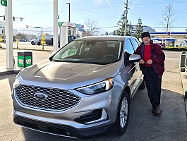 Nick topping up with fuel in Enumclaw
Photographer;&nbsp;Simon
2025-02-28&nbsp;09.04.45;&nbsp;Metadata time: '2025 Feb 28 09:04'
Original size:&nbsp;7,992 x 6,030; 10,679 kB;&nbsp;cr
Filename: 2025-02-28 09.04.45 S20+ Simon - Nick topping up with fuel in Enumclaw_cr.jpg