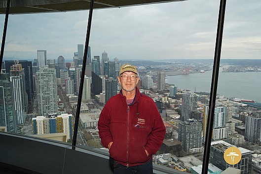 In the Seattle Space Needle
Photographer;&nbsp;Nick
2025-03-02&nbsp;15.56
Original size:&nbsp;3,008 x 2,000; 382 kB
Filename: 2025-03-02 15.56 Nick in the Seattle Space Needle 67c4f716f106a670230c5ddd-F.jpeg