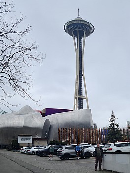 Simon and the Space Needle
Photo: Simon
2025-03-02 12.33.20; '2025 Mar 02 12:33'
Original size: 4,086 x 5,454; 4,214 kB; cr
2025-03-02 12.33.20 S20+ Simon - Simon and the Space Needle_cr.jpg