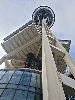 View up the Space Needle
Photo: Simon
2025-03-02 14.35.58; '2025 Mar 02 14:35'
Original size: 6,928 x 9,248; 12,880 kB
2025-03-02 14.35.58 S20+ Simon - view up the Space Needle.jpeg