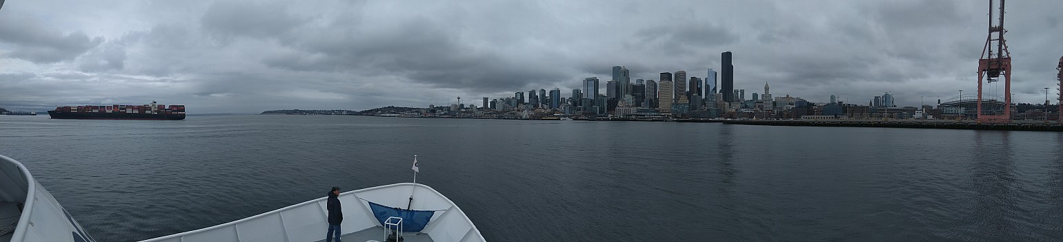 Seattle from Elliot Bay panorama
Photographer;&nbsp;Nick
2025-03-03&nbsp;11.37.20;&nbsp;Metadata time: '2025 Mar 03 11:37'
Original size:&nbsp;9,664 x 2,208; 4,836 kB
Filename: 2025-03-03 11.37.20 IMG Nick - Seattle from Elliot Bay panorama.jpeg