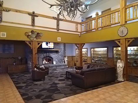 Lounge at the Summit Inn
Photographer;&nbsp;Nick
2025-03-05&nbsp;17.31.17;&nbsp;Metadata time: '2025 Mar 05 17:31'
Original size:&nbsp;4,608 x 3,456; 7,718 kB
Filename: 2025-03-05 17.31.17 Nick - lounge at the Summit Inn.jpeg