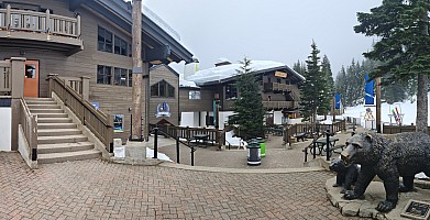 Alpental Base
Photographer;&nbsp;Simon
2025-03-06&nbsp;10.24.29;&nbsp;Metadata time: '2025 Mar 06 10:24'
Original size:&nbsp;16,444 x 8,422; 17,119 kB;&nbsp;stitch
Filename: 2025-03-06 10.24.29 S20+ Simon - Alpental Base_stitch.jpg