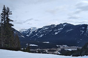 View from the top of East Peak chair
Photographer;&nbsp;Nick
2025-03-07&nbsp;09.22.09;&nbsp;Metadata time: '2025 Mar 07 09:22'
Original size:&nbsp;4,332 x 2,879; 5,436 kB;&nbsp;cr
Filename: 2025-03-07 09.22.09 Nick - view from the top of East Peak chair_cr.jpg