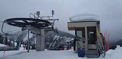 Top of Kehr's Chair
Photographer;&nbsp;Nick
2025-03-08&nbsp;10.33.05;&nbsp;Metadata time: '2025 Mar 08 10:33'
Original size:&nbsp;4,608 x 2,242; 4,029 kB;&nbsp;cr
Filename: 2025-03-08 10.33.05 Nick - top of Kehr's Chair_cr.jpg