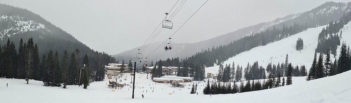Bottom of Blue Trail under Hogsback Express
Photographer;&nbsp;Simon
2025-03-09&nbsp;15.59.23;&nbsp;Metadata time: '2025 Mar 09 15:59'
Original size:&nbsp;11,682 x 3,420; 3,369 kB;&nbsp;stitch
Filename: 2025-03-09 15.59.23 S20+ Simon - Bottom of Blue Trail under Hogsback Express_stitch.jpg