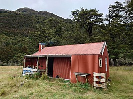 Manuel's Hut
Photographer;&nbsp;Simon
2026-03-02&nbsp;14.06.13676;&nbsp;Metadata time: '2026 Mar 02 14:06'
Original size:&nbsp;4,000 x 3,000; 5,740 kB
Filename: 2026-03-02 14.06.13676 Xpr1VII Simon - Manuel's Hut.jpeg