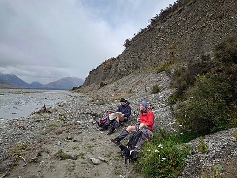 Waitāwhiri rest stop Brian and Bruce
Photographer;&nbsp;Simon
2026-03-02&nbsp;13.01.59690;&nbsp;Metadata time: '2026 Mar 02 13:01'
Original size:&nbsp;8,000 x 6,000; 14,400 kB
Filename: 2026-03-02 13.01.59690 Xpr1VII Simon - Waitāwhiri rest stop Brian and Bruce.jpeg