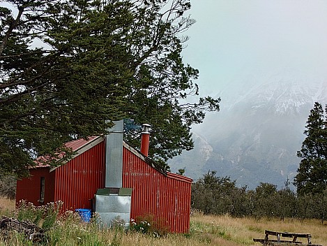 Manuel's Hut
Photographer;&nbsp;Simon
2026-03-02&nbsp;14.09.11388;&nbsp;Metadata time: '2026 Mar 02 14:09'
Original size:&nbsp;4,000 x 3,000; 4,139 kB
Filename: 2026-03-02 14.09.11388 Xpr1VII Simon - Manuel's Hut.jpeg