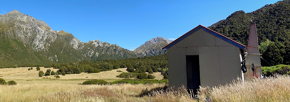 Unknown Hut and Moa Saddle beyond
Photographer;&nbsp;Simon
2026-03-04&nbsp;15.05.23010;&nbsp;Metadata time: '2026 Mar 04 15:05'
Original size:&nbsp;8,527 x 3,018; 6,821 kB;&nbsp;stitch
Filename: 2026-03-04 15.05.23010 Xpr1VII Simon - Unknown Hut and Moa Saddle beyond_stitch.jpg