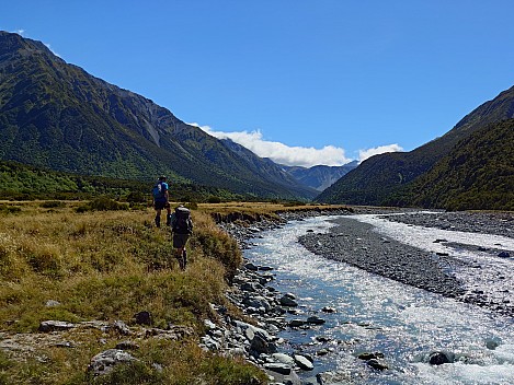 On the way up the Waitāwhiri
Photographer;&nbsp;Simon
2026-03-05&nbsp;12.29.46914;&nbsp;Metadata time: '2026 Mar 05 12:29'
Original size:&nbsp;5,644 x 4,233; 7,577 kB;&nbsp;cr
Filename: 2026-03-05 12.29.46914 Xpr1VII Simon - on the way up the Waitāwhiri_cr.jpg