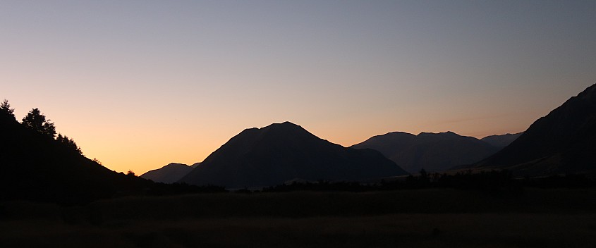 Sunrise from Fanghill Hut
Photographer;&nbsp;Brian
2026-03-07&nbsp;06.52.23;&nbsp;Metadata time: '2026 Mar 07 06:52'
Original size:&nbsp;5,472 x 2,279; 2,772 kB;&nbsp;cr
Filename: 2026-03-07 06.52.23 CPSG7MII IMG_1807 Brian - sunrise from Fanghill Hut_cr.jpg