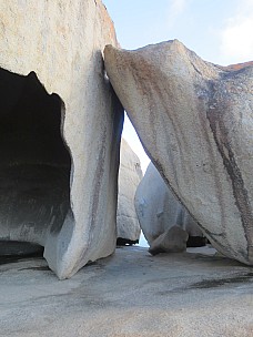 2014-07-10 15.09.42 IMG_2773 Anne - Remarkable rocks formation.jpeg: 3456x4608, 6085k (2014 Aug 09 16:45)