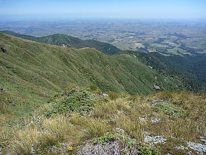 View of Knights track spur
Photo: Simon
2013-01-26 13.27.15; '2013 Jan 26 13:27'
Original size: 4,000 x 3,000; 6,916 kB
2013-01-26 13.27.15 P1040645 Simon - view of Knights track spur.jpeg