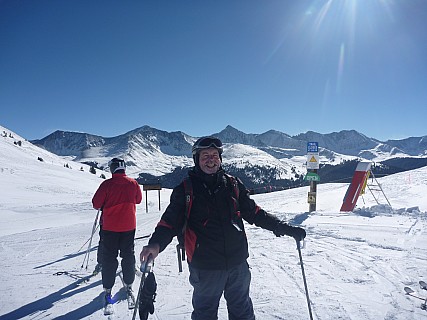 At top of Siera, back bowls behind
Photographer;&nbsp;Simon
2014-01-28&nbsp;11.22.59;&nbsp;Metadata time: '2014 Jan 28 11:22'
Original size:&nbsp;4,000 x 3,000; 4,937 kB
Filename: 2014-01-28 11.22.59 P1000213 Simon - at top of Siera, back bowls behind.jpeg