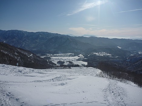 View down Han-no-ki course
Photographer;&nbsp;Simon
2015-02-16&nbsp;08.54.03;&nbsp;Metadata time: '2015 Feb 16 08:54'
Original size:&nbsp;4,000 x 3,000; 4,766 kB
Filename: 2015-02-16 08.54.03 P1010617 Simon - view down Han-no-ki course.jpeg