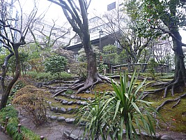 General Nogis Residence
Photographer;&nbsp;Simon
2015-02-18&nbsp;14.31.49;&nbsp;Metadata time: '2015 Feb 18 14:31'
Original size:&nbsp;4,000 x 3,000; 7,047 kB
Filename: 2015-02-18 14.31.49 P1010710 Simon - General Nogis Residence.jpeg