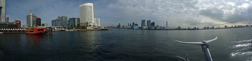 Looking Across Harbour
Photographer;&nbsp;Simon
2015-02-07&nbsp;10.48.00;&nbsp;Metadata time: '2015 Feb 07 10:48'
Original size:&nbsp;14,361 x 3,517; 4,337 kB;&nbsp;stitch
Filename: 2015-02-07 10.48.00 Panorama Simon - looking across harbour_stitch.jpg