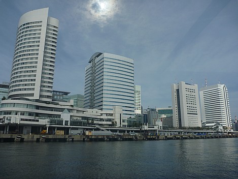 City From Harbour
Photographer;&nbsp;Simon
2015-02-07&nbsp;10.36.51;&nbsp;Metadata time: '2015 Feb 07 10:36'
Original size:&nbsp;4,000 x 3,000; 5,106 kB
Filename: 2015-02-07 10.36.51 P1010233 Simon - city from harbour.jpeg
