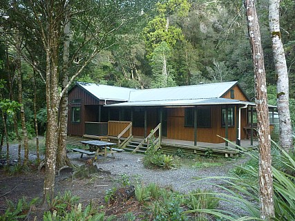 Atiwhakatu Hut
Photographer;&nbsp;Simon
2015-05-30&nbsp;08.36.50;&nbsp;Metadata time: '2015 May 30 08:36'
Original size:&nbsp;4,000 x 3,000; 7,114 kB
Filename: 2015-05-30 08.36.50 P1010927 Simon - Atiwhakatu Hut.jpeg