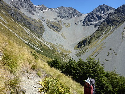 Sidling Out Of Sid Valley
Photographer;&nbsp;Simon
2016-01-05&nbsp;11.56.15;&nbsp;Metadata time: '2016 Jan 05 11:56'
Original size:&nbsp;4,608 x 3,456; 6,183 kB
Filename: 2016-01-05 11.56.15 P1000320 Simon - sidling out of sid valley.jpeg