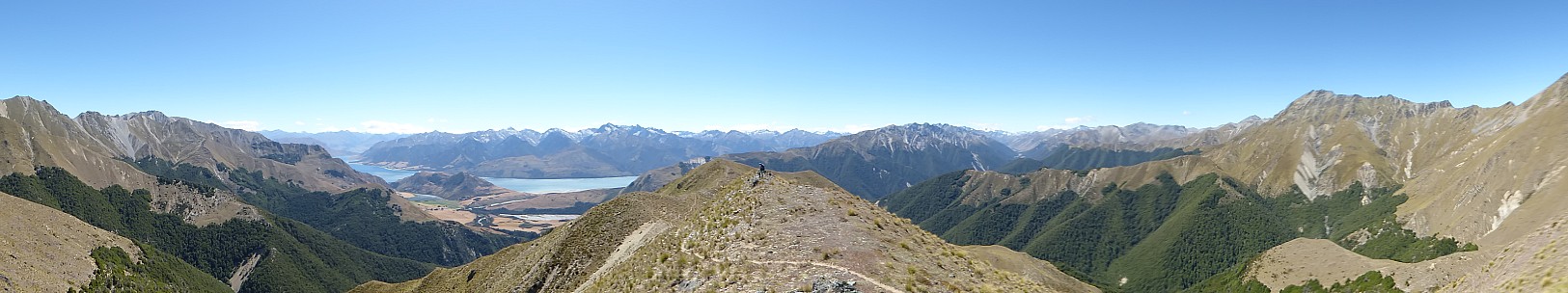 Ridge Panorama
Photographer;&nbsp;Brian
2016-01-09&nbsp;15.42.20;&nbsp;Metadata time: '2016 Jan 09 15:42'
Original size:&nbsp;4,576 x 856; 2,107 kB
Filename: 2016-01-09 15.42.20 P1000171 Brian - ridge panorama.jpeg