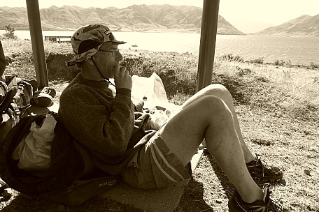 Philip at road end
Photo:&nbsp;Brian
2016-01-10&nbsp;17.41.15;&nbsp;'2016 Jan 10 17:41'
Original size:&nbsp;3,264 x 2,176; 3,561 kB
2016-01-10 17.41.15 P1000176 Brian - Philip at road end.jpeg