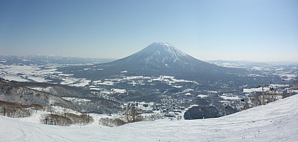 Skiing Niseko