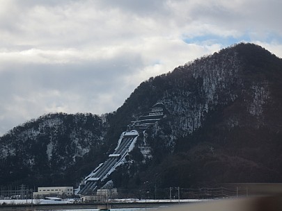 2017-01-17 08.47.24 IMG_8682 Anne - view from Kanazawa Shinkanzen.jpeg: 4608x3456, 5010k (2017 Jan 26 18:35)