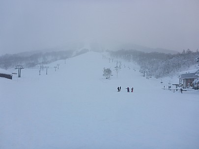 2017-01-17 16 Madarao 16.24.57 P1010347 Simon - last view up Giant course.jpeg: 4608x3456, 5039k (2017 Jan 29 10:22)