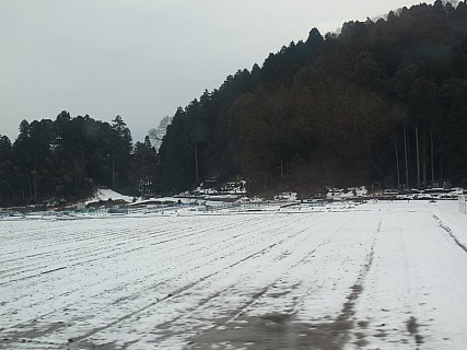 Field View From Train
Photographer;&nbsp;Anne
2017-01-20&nbsp;10.46.26;&nbsp;Metadata time: '2017 Jan 20 10:46'
Original size:&nbsp;4,608 x 3,456; 4,345 kB
Filename: 2017-01-20 10.46.26 IMG_8965 Anne - field view from train.jpeg
