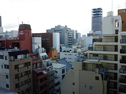View from Sunroute Hotel room
Photographer;&nbsp;Simon
2017-01-22&nbsp;09.51.33;&nbsp;Metadata time: '2017 Jan 22 09:51'
Original size:&nbsp;4,179 x 3,134; 5,288 kB;&nbsp;str
Filename: 2017-01-22 09.51.33 P1010658 Simon - view from Sunroute Hotel room_str.jpeg