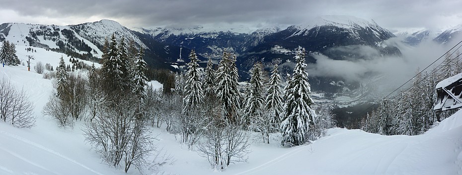 2018-01-22 14.17.33 P1010801 Simon - Chamonix view from Bellevue top station_stitch.jpg: 10078x3816, 38542k (2019 Aug 16 20:55) 2018-01-22 14.17.33 P1010801 Simon - Chamonix view from Bellevue top station_stitch.jpg: 10078x3816, 38542k (2019 Aug 16 20:55)